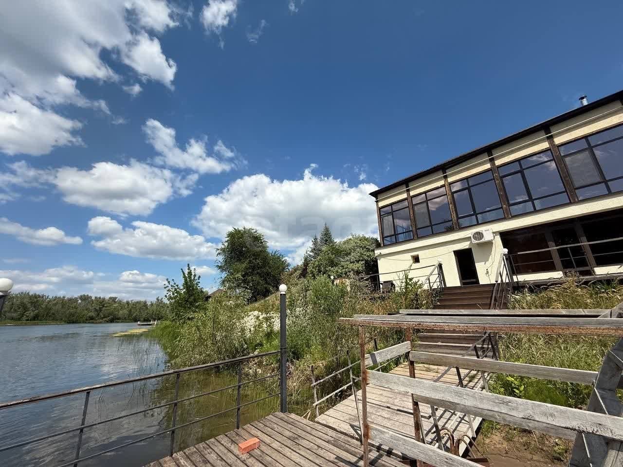 1-этажный дом, 1231 м², 28.43 соток