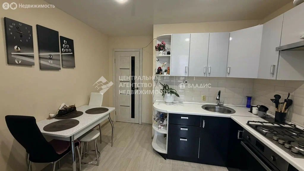 2-комн., 53 м², 4/4 этаж