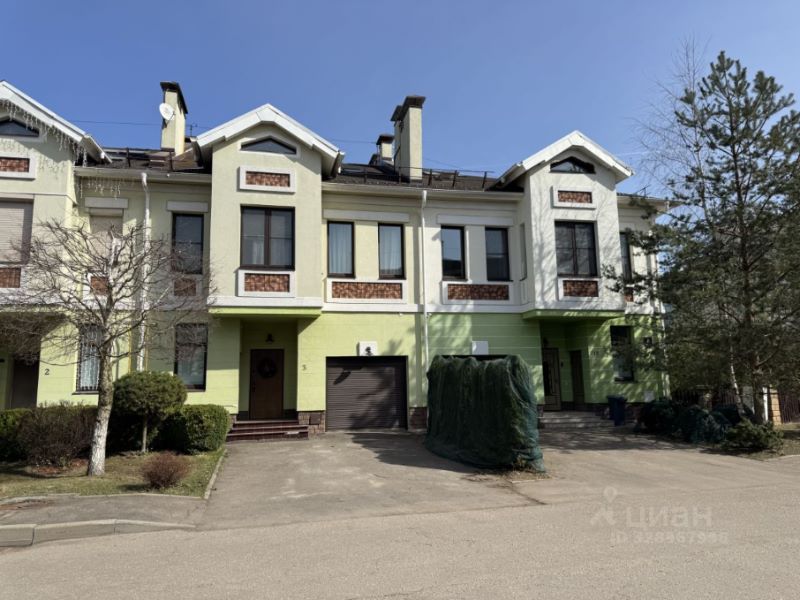 Таунхаус, 240 м²