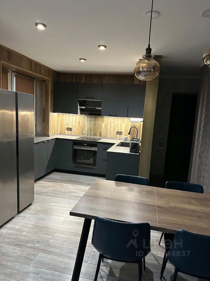 3-комн., 98.4 м², 4/14 этаж