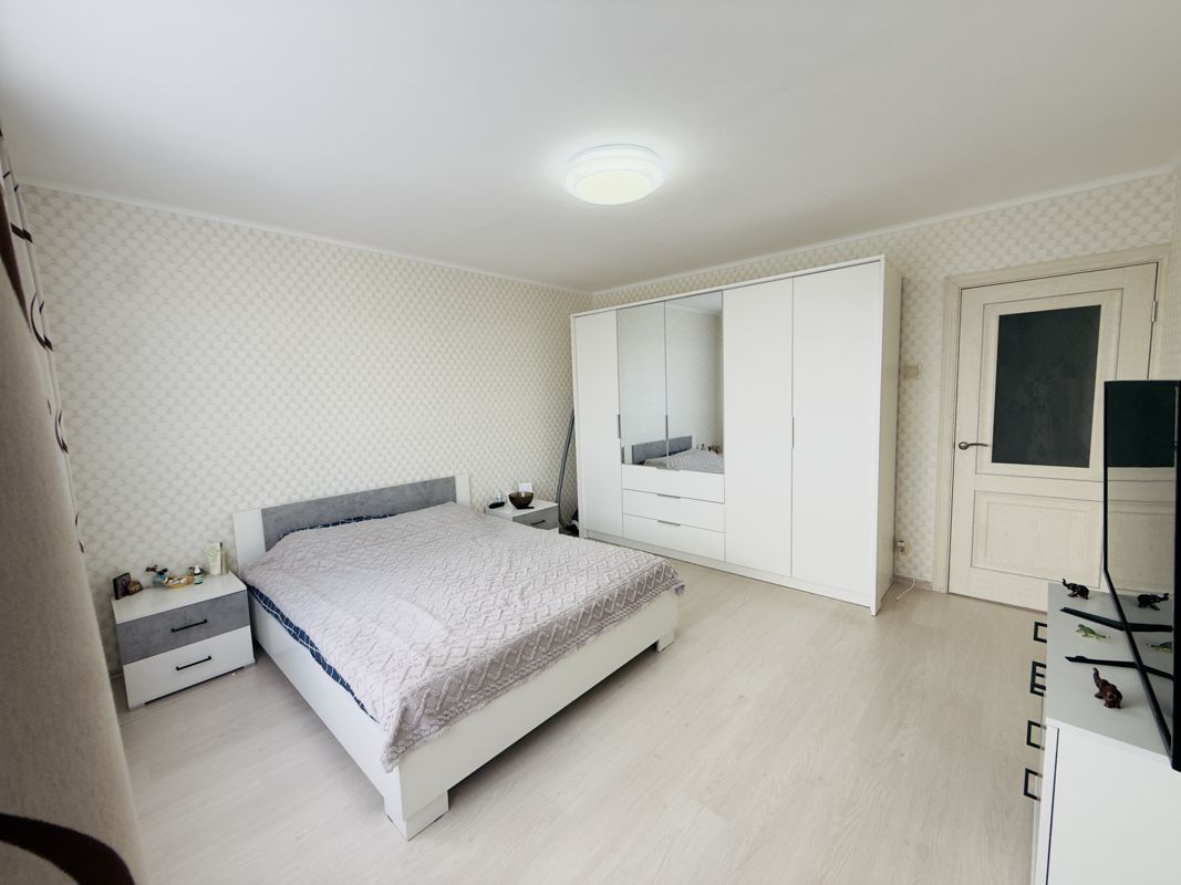 2-комн., 50 м², 8/9 этаж