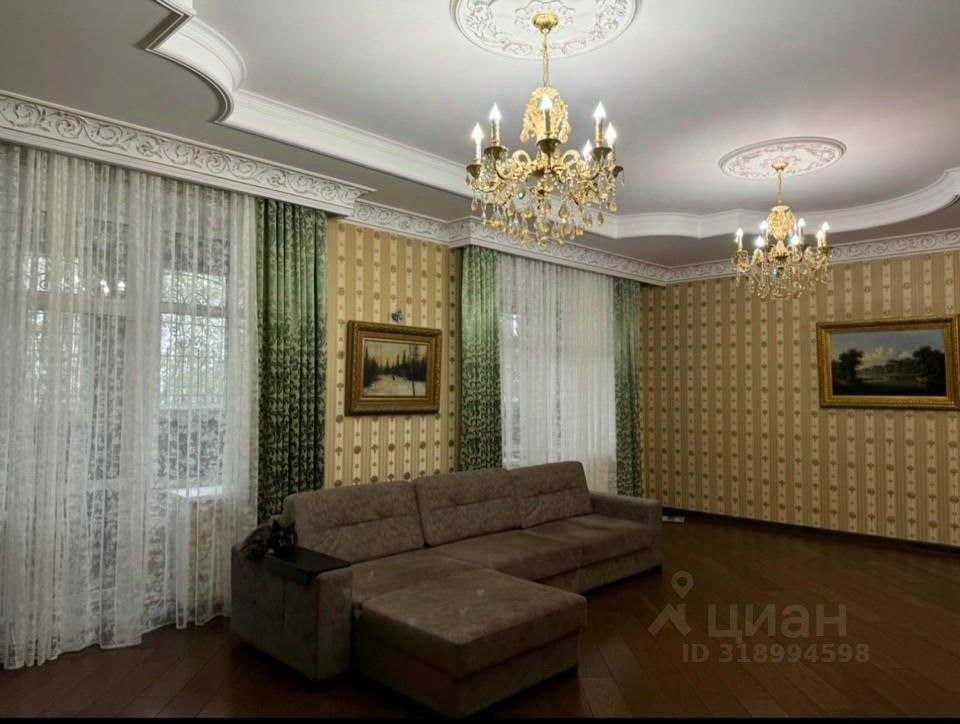 Коттедж, 650 м², 14 соток