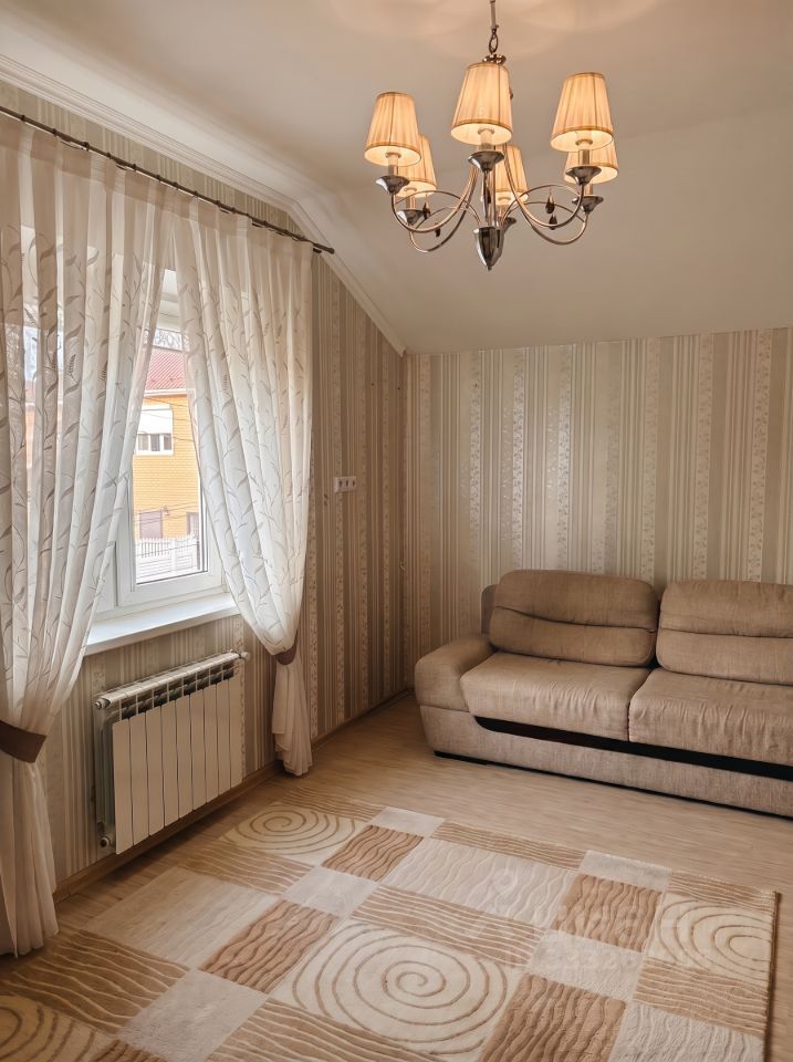 2 этажный, Дом, 231.5 м², 4.04 сотки, 2 этажа