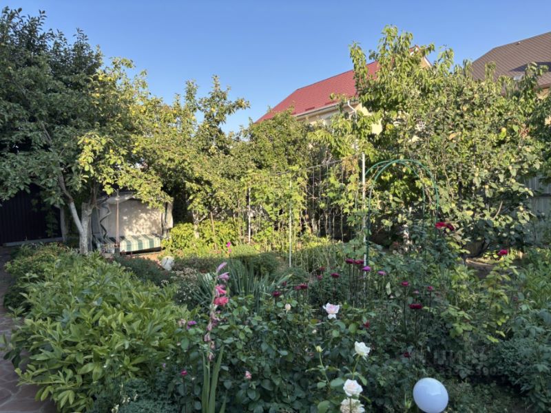2 этажный, Дом, 231.5 м², 4.04 сотки, 2 этажа
