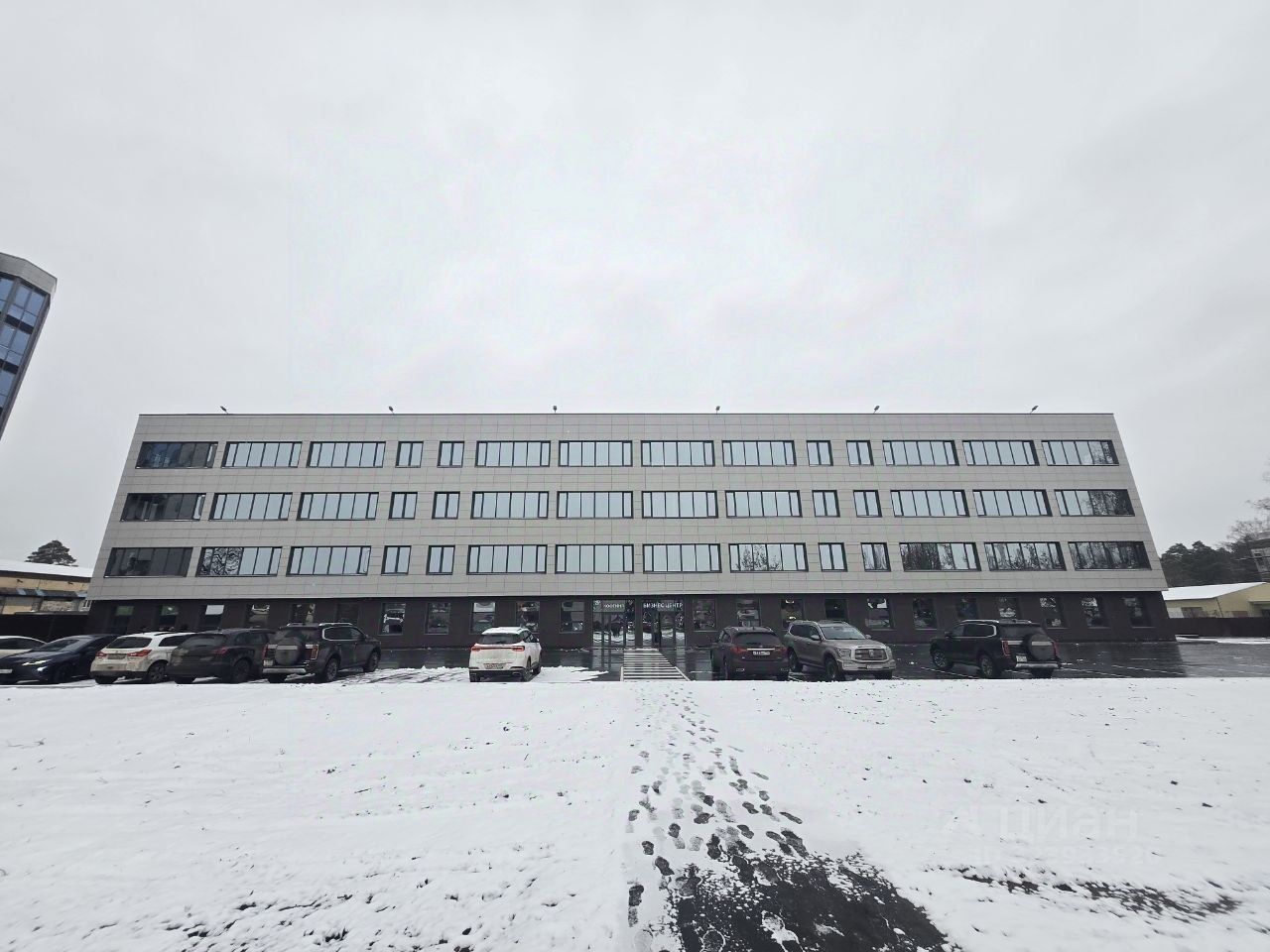 Склад, 5400 м², 1/3 этаж