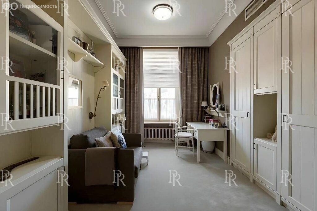 6-комн. квартира, 443.4 м², 4/7 этаж