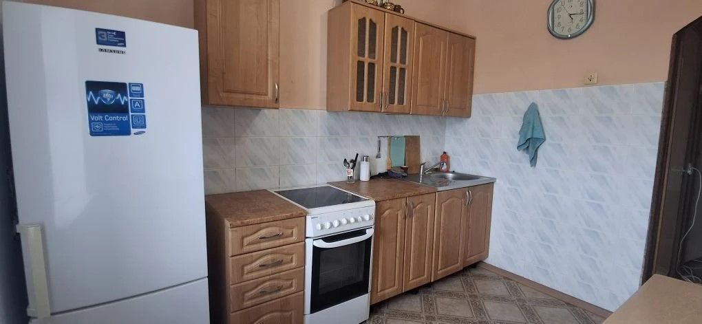 2-комн., 49 м², 8/9 этаж