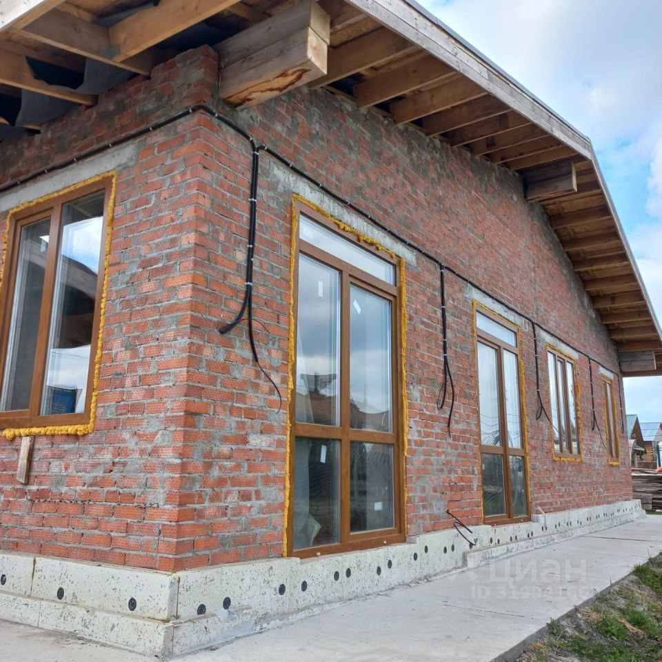 Коттедж, 222 м², 15 соток