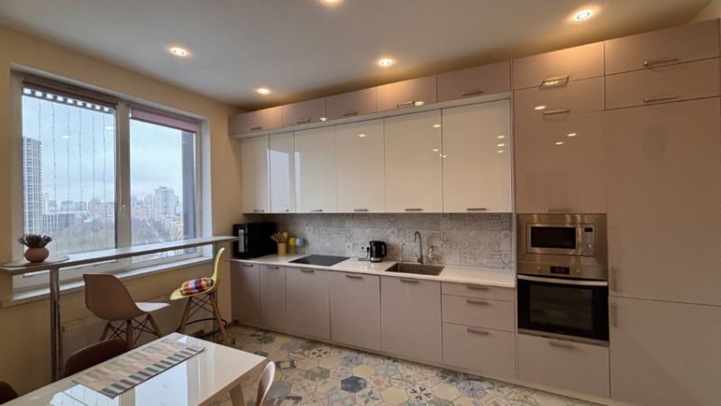 2-комн., 75 м², 14/35 этаж