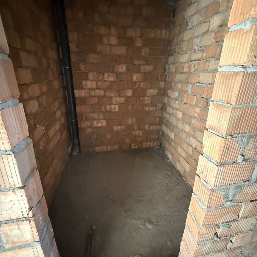 3-комн., 100 м², 1/10 этаж