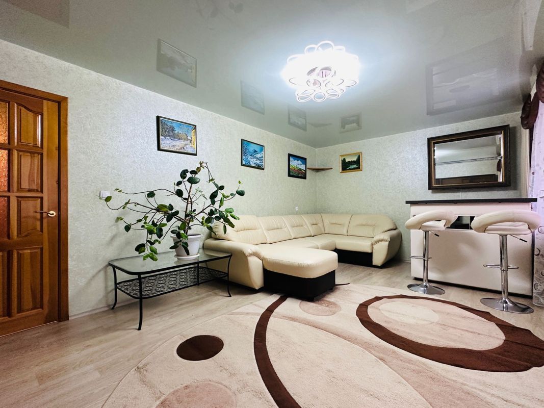 2-комн. квартира, 56.6 м2, 2/10 этаж