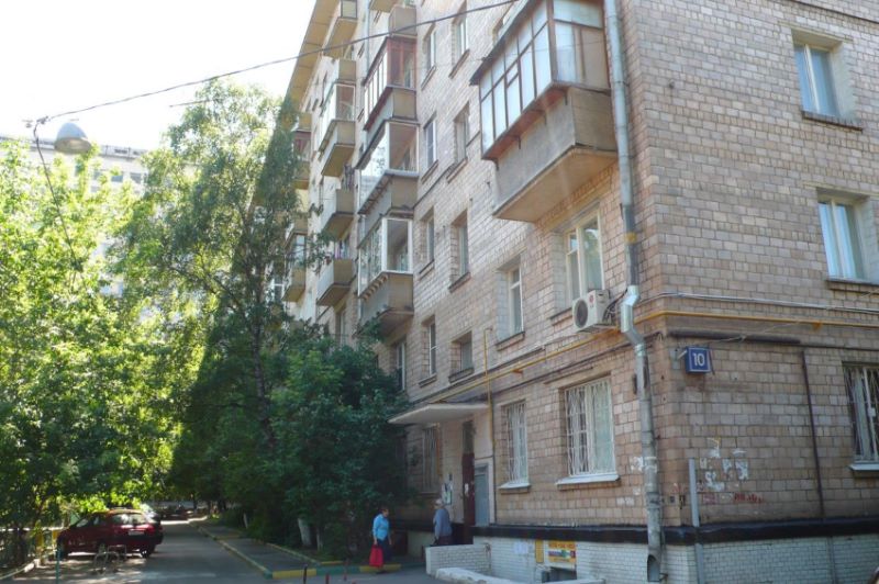 2-комн., 41.4 м², 1/8 этаж