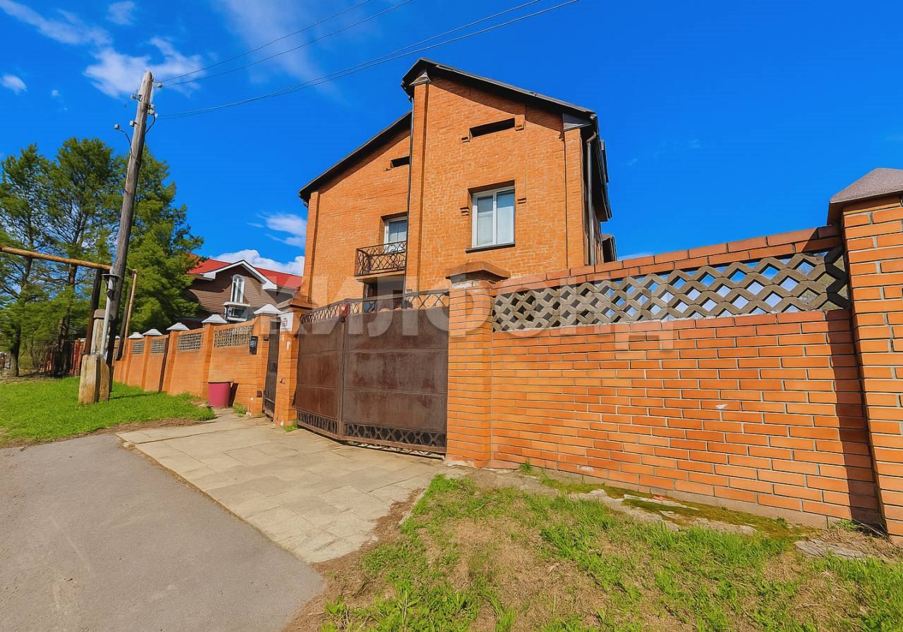 Дом, 292 м², 13.47 соток