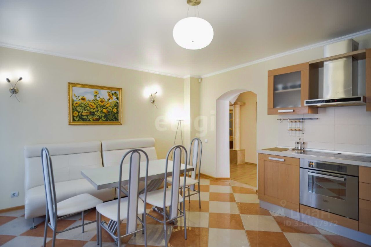 Квартира, 230 м², 5/5 этаж