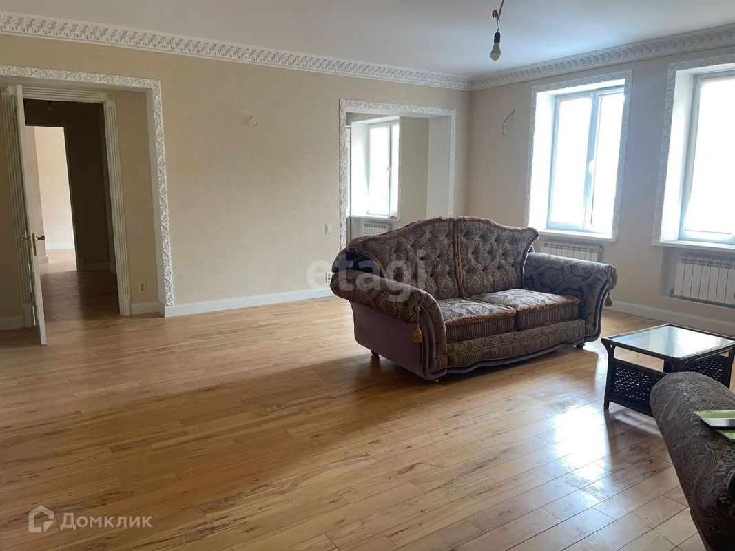 3-комн., 157 м², 2/7 этаж
