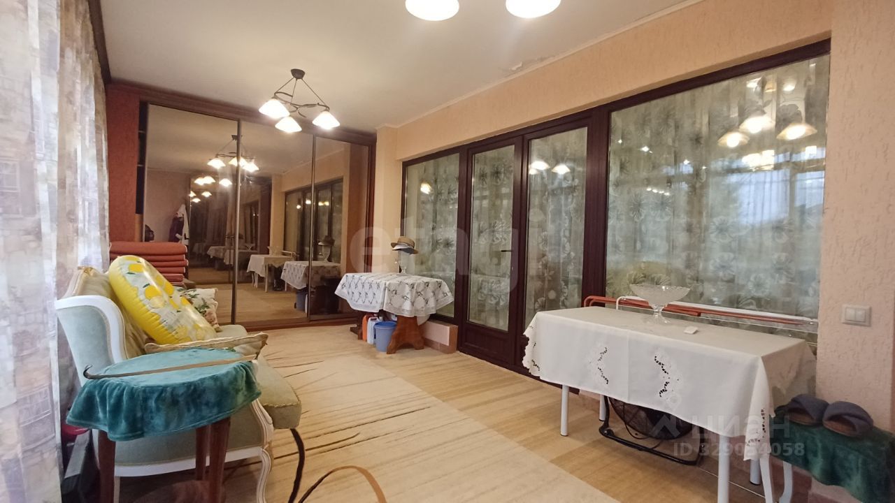2 этажный, Таунхаус, 166 м², 2.1 сотки, 2 этажа