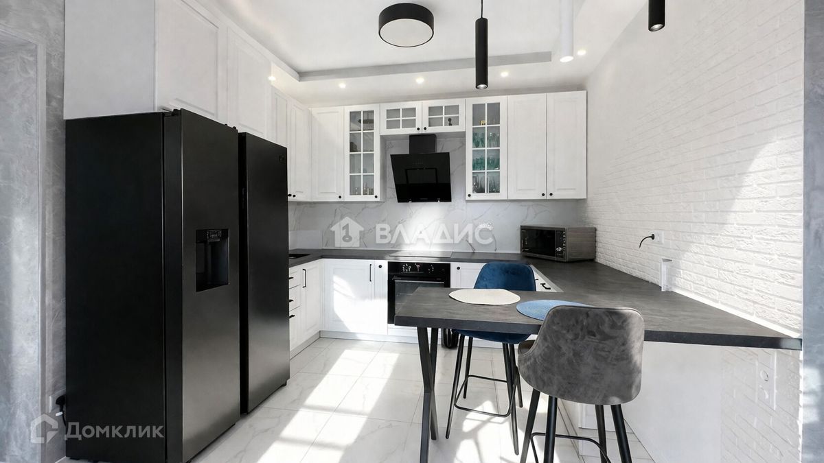 3-комн., 102 м², 8/8 этаж