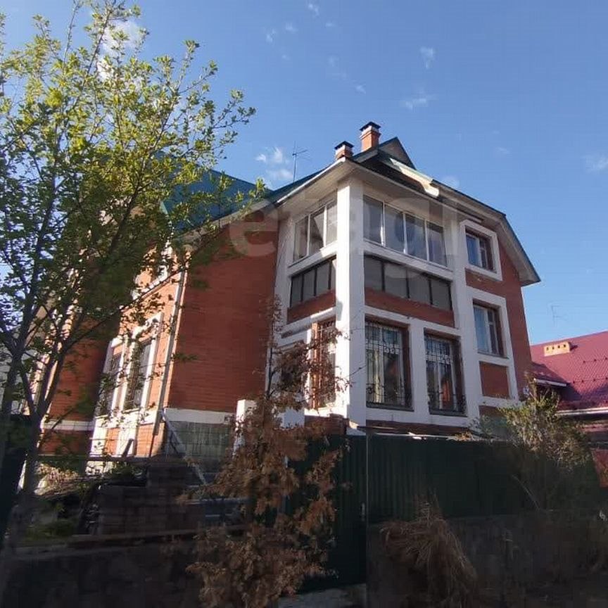 Дом, 329 м², 6.2 соток