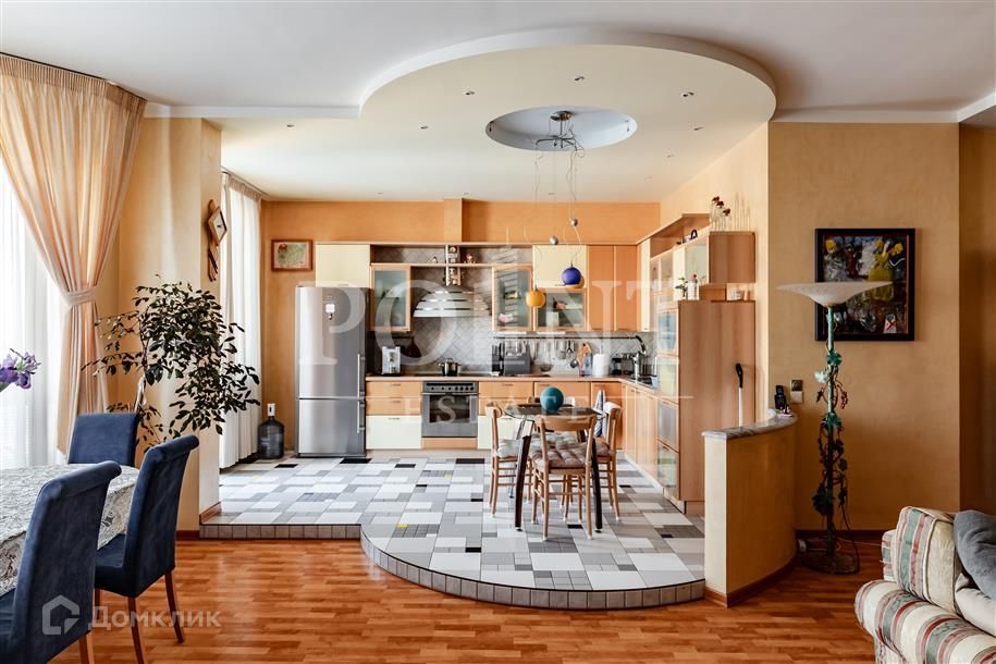 4-комн., 138 м², 7/9 этаж