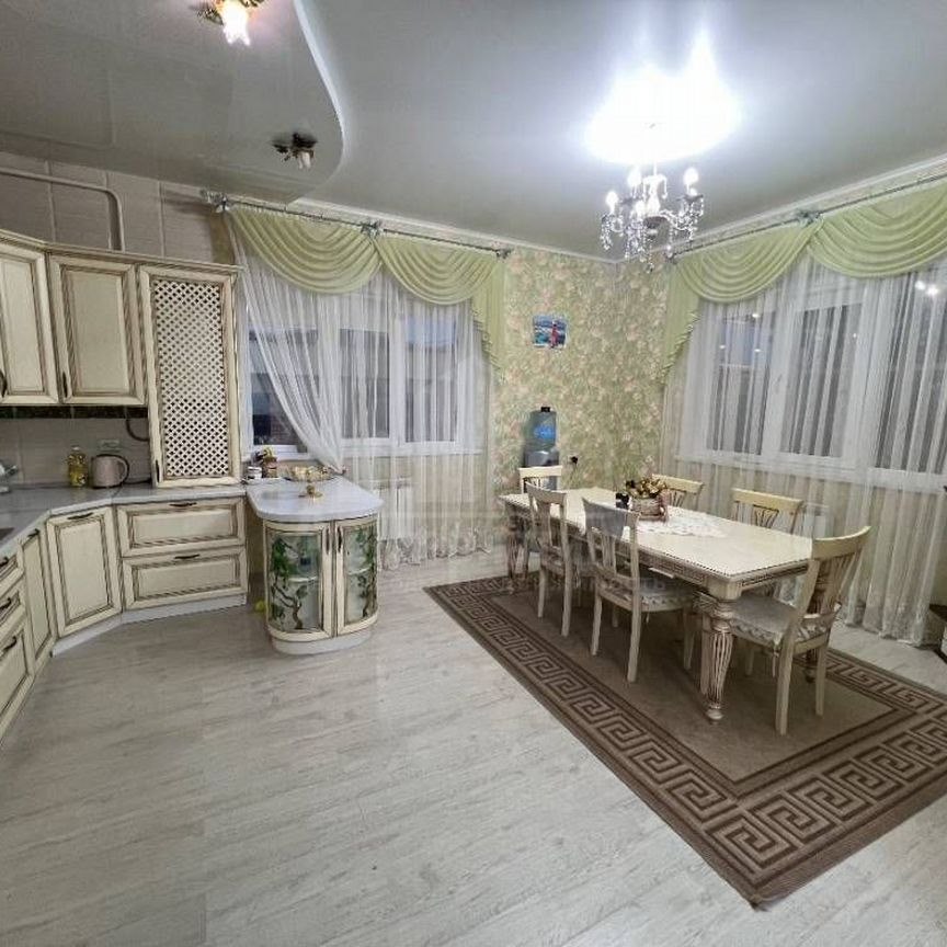 Дом, 126.8 м², 9 соток