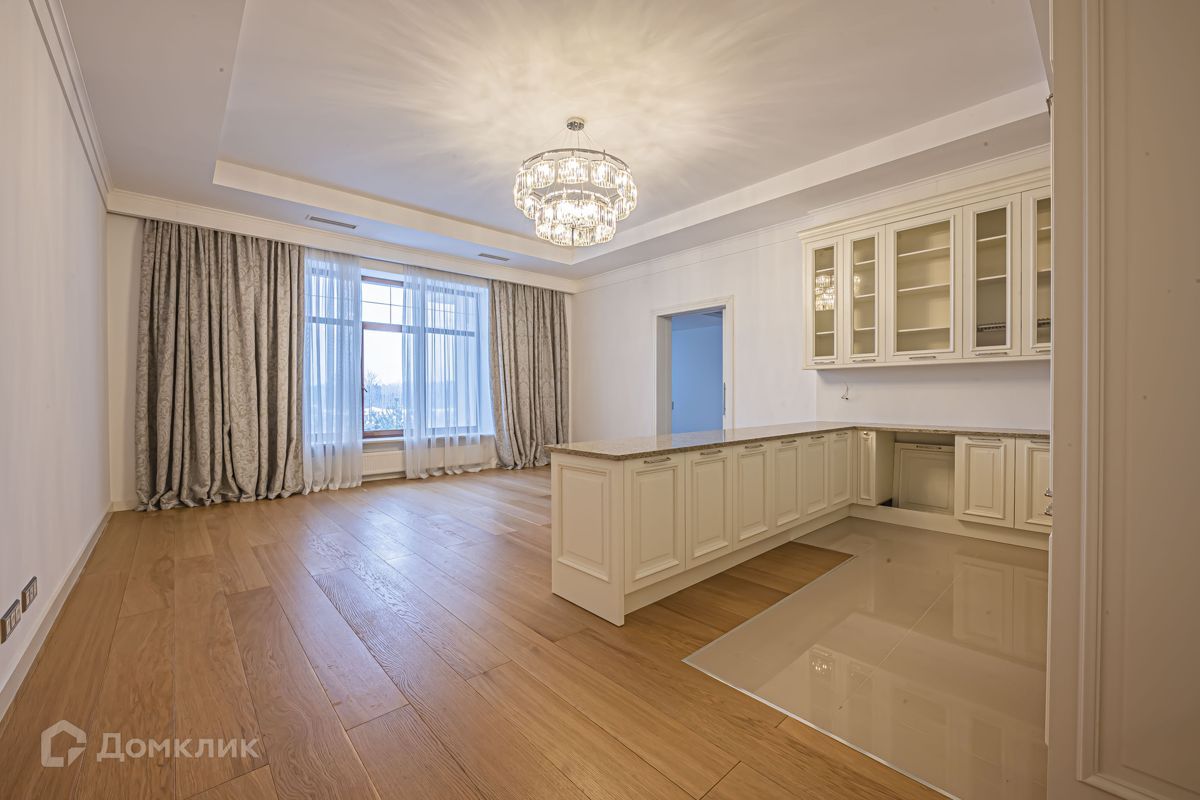4-комн. квартира, 240.6 м2, 4/6 этаж