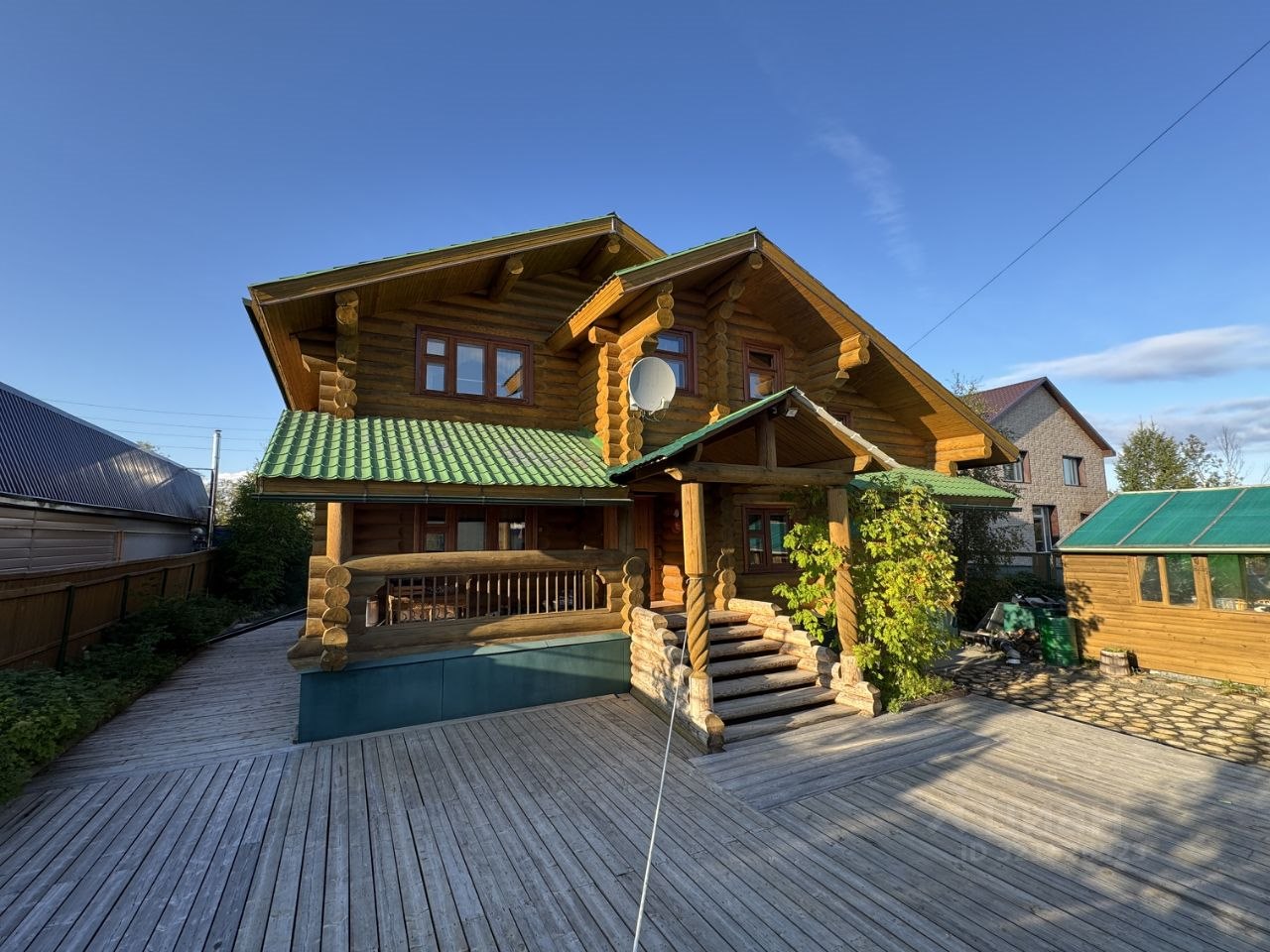 2-этажный дом, 222 м², 6 соток