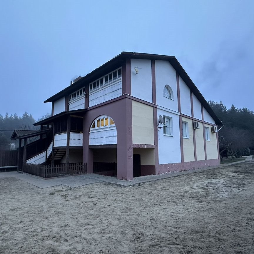 Коттедж, 271.4 м², 17.2 соток