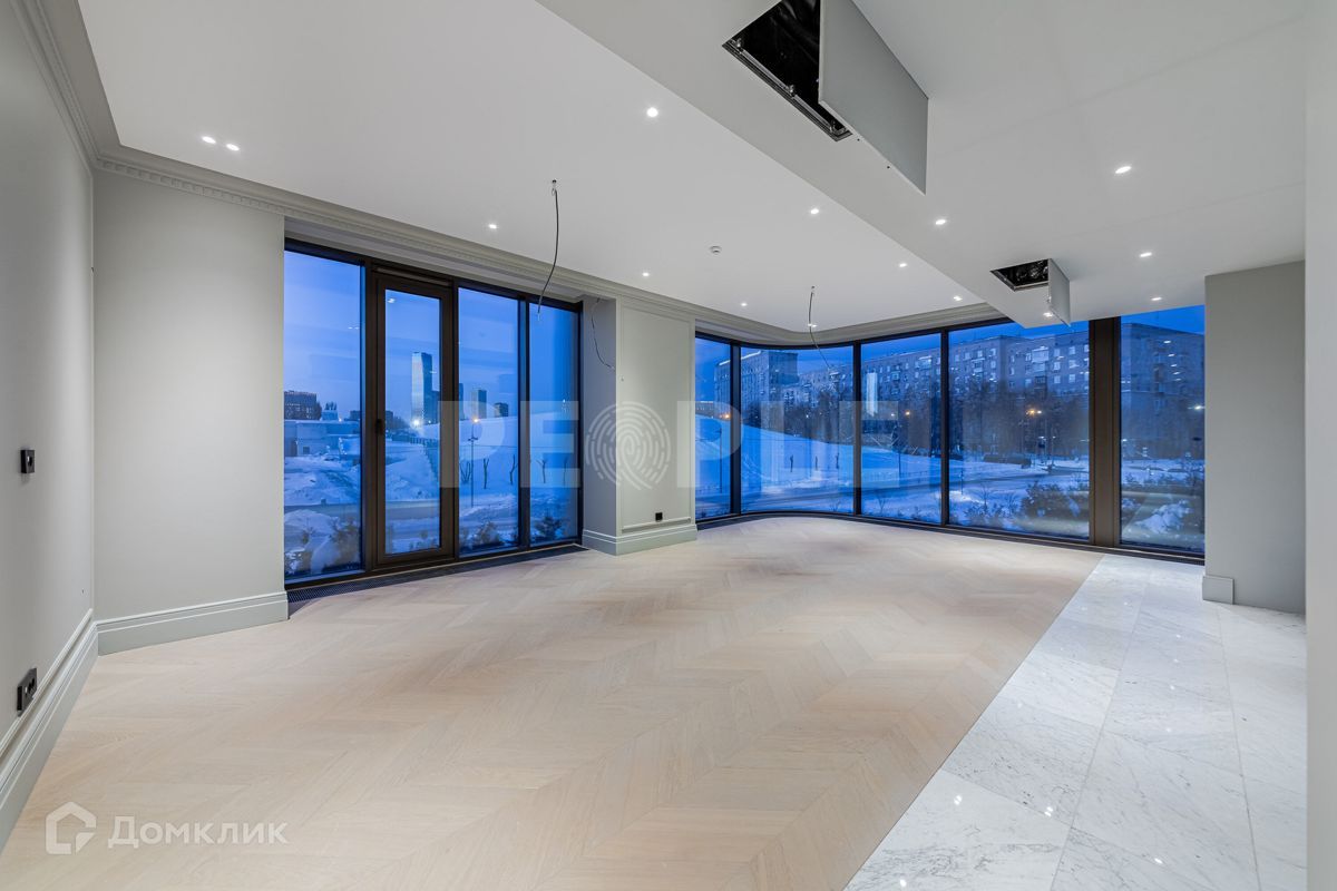 3-комн., 151 м², 3/12 этаж