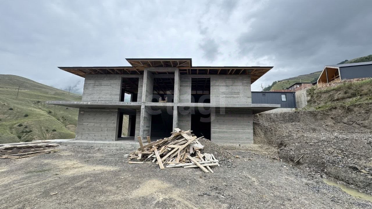 2-этажный дом, 400 м², 5 соток