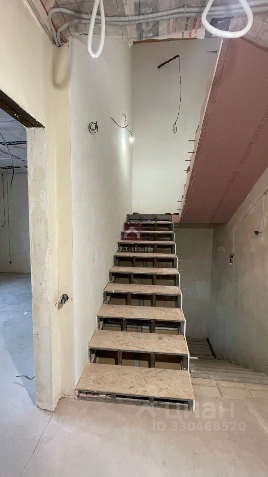 3 этажный, Таунхаус, 260 м², 2 сотки, 3 этажа
