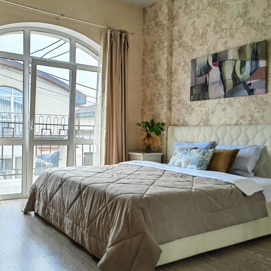  дом, 154 м², 1.5 сотка