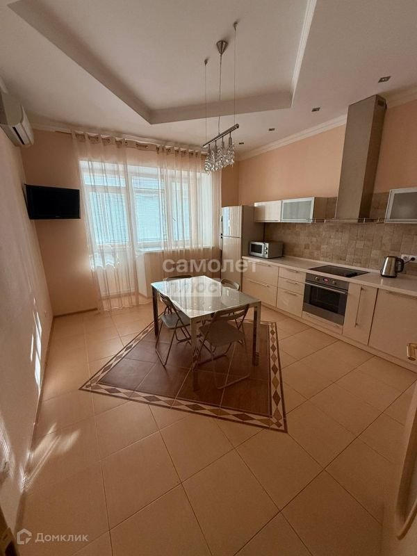 2-комн., 90.4 м², 2/10 этаж