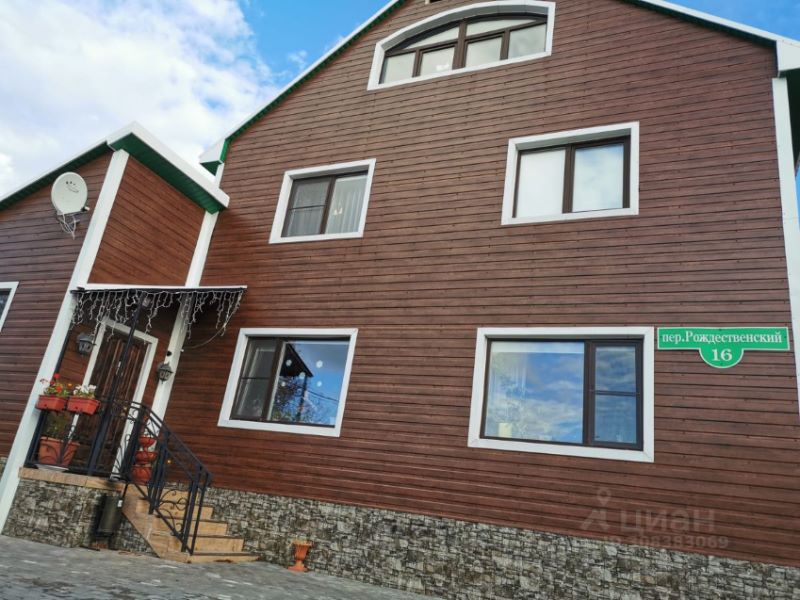 3-этажный дом, 357 м², 10 соток