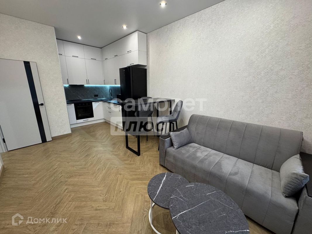 2-комн., 42.8 м², 2/18 этаж