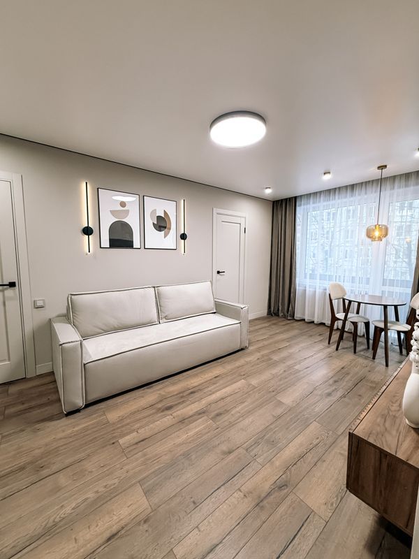 2-комн., 45 м², 2/5 этаж