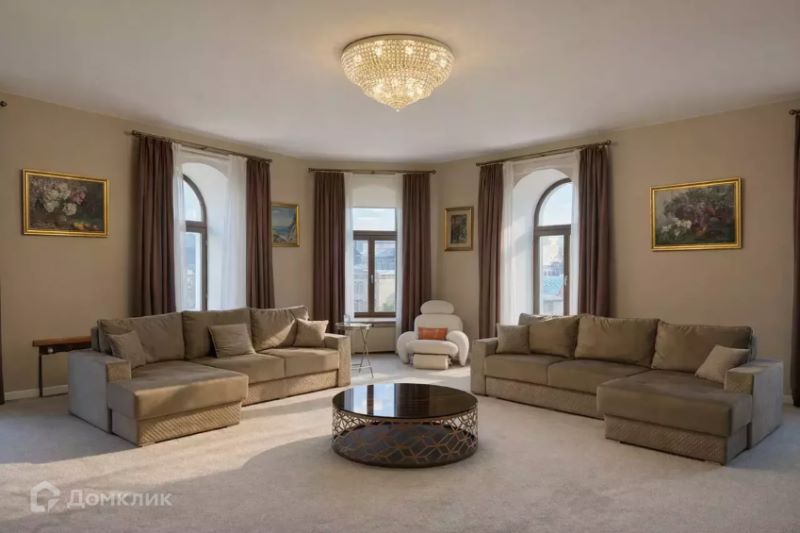 6-комн., 303 м², 3/5 этаж