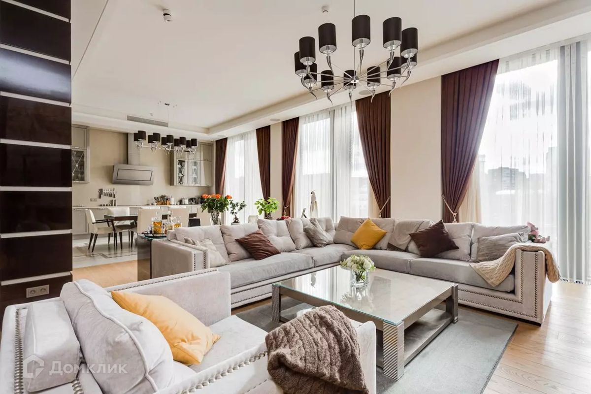3-комн., 211 м², 4/6 этаж