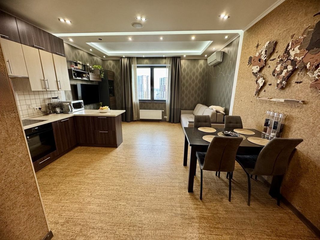 2-комн., 71.5 м², 25/26 этаж
