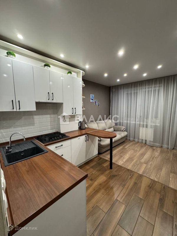 2-комн., 63 м², 4/10 этаж