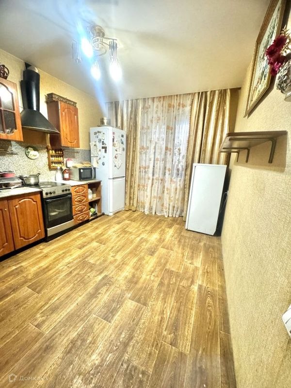 2-комн., 77.6 м², 1/7 этаж