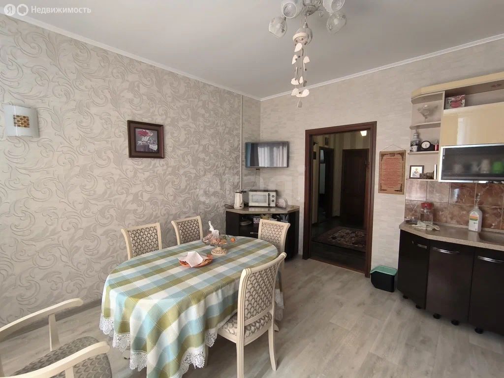 4-комн., Квартира, 186.7 м², 2/3 этаж