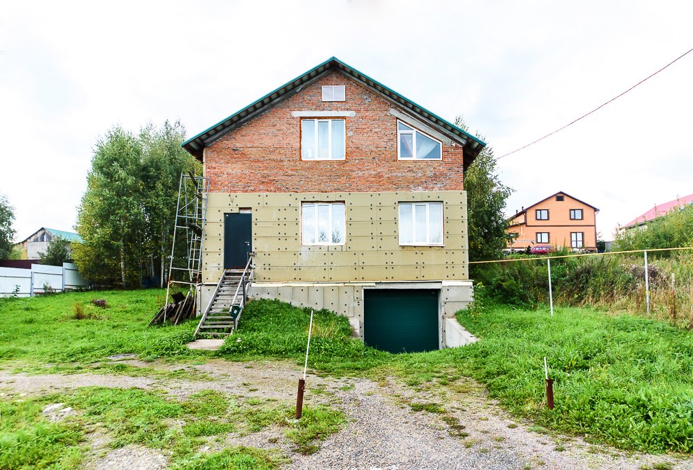 Дом, 221.6 м², 10 соток