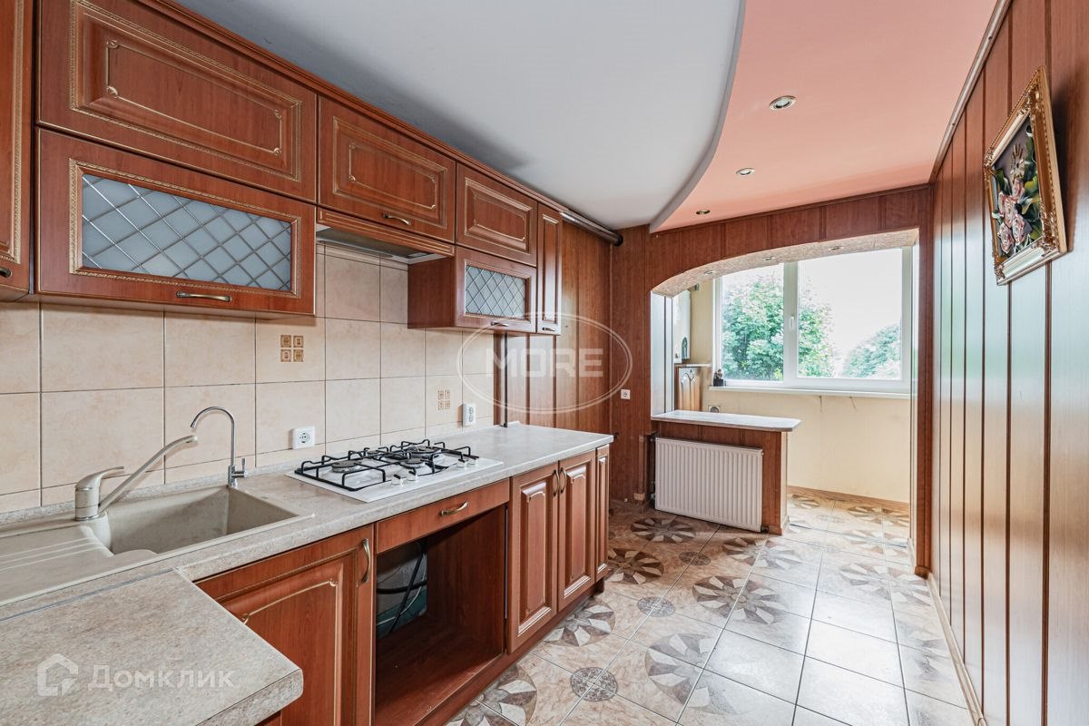 3-комн., 60.2 м², 1/2 этаж