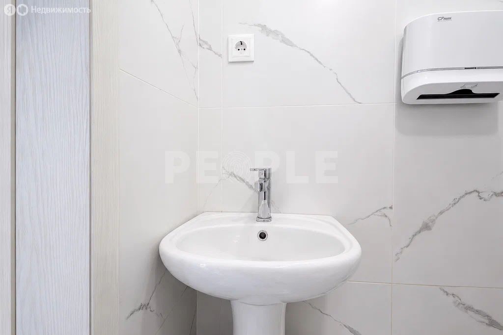 4-комн., 148 м², 17 этаж