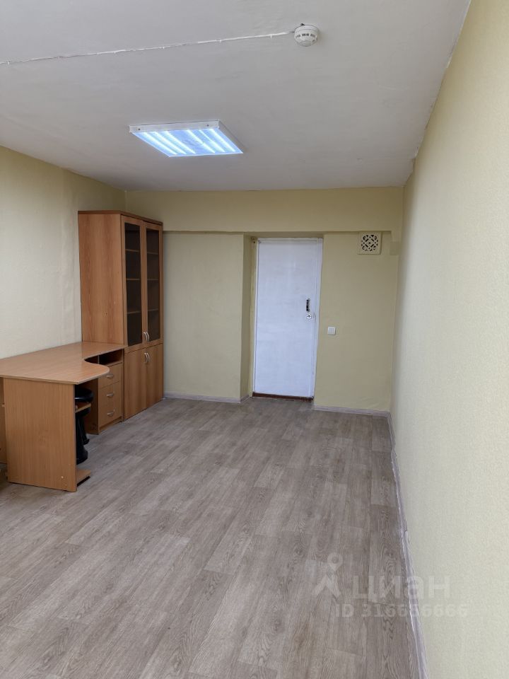 Офис, 17.3 м², 1/5 этаж