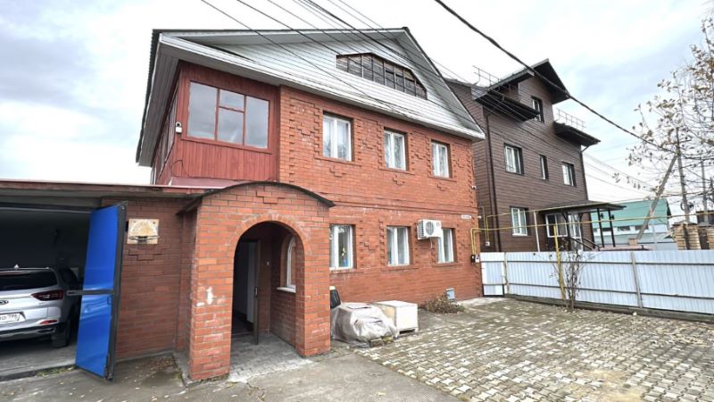 Коттедж, 220 м2, 13 соток