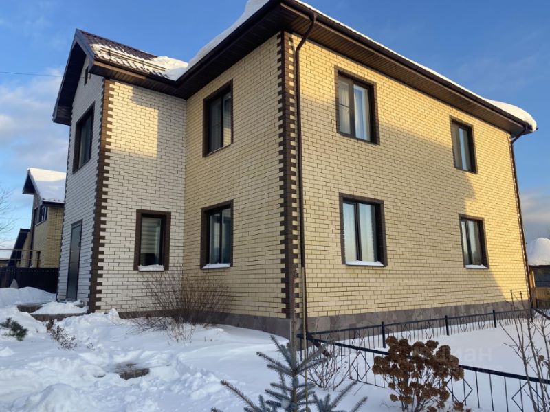 Коттедж, 266.3 м², 9.7 соток