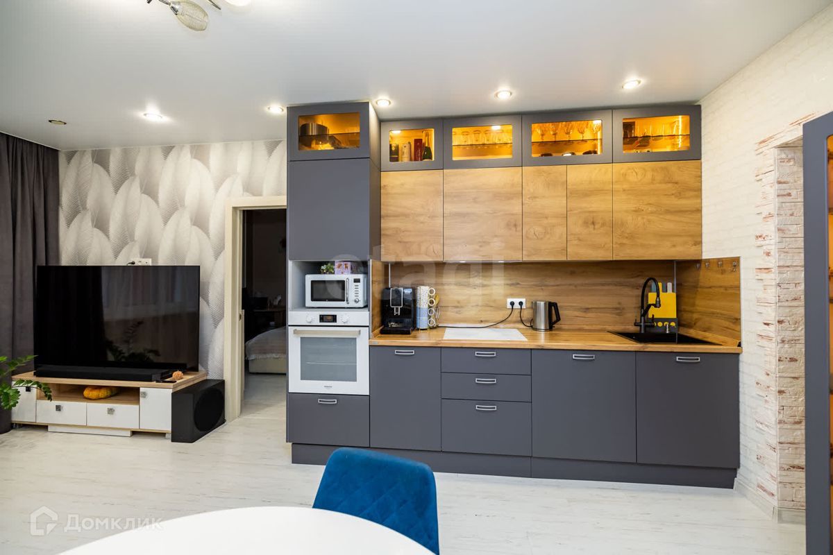 2-комн., 70.5 м², 2/14 этаж