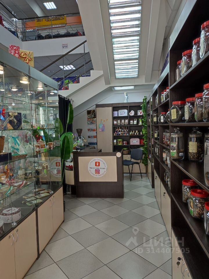 Торговое помещение, 16 м², 1/2 этаж