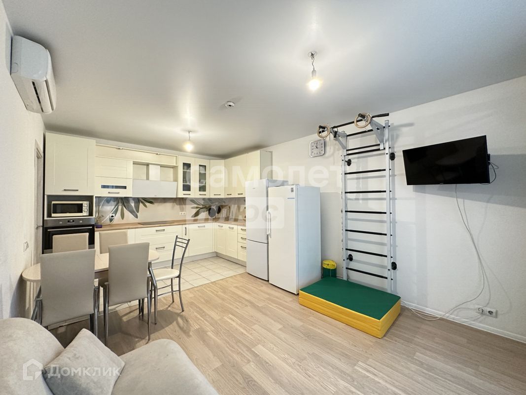 2-комн., 61.1 м², 2/10 этаж